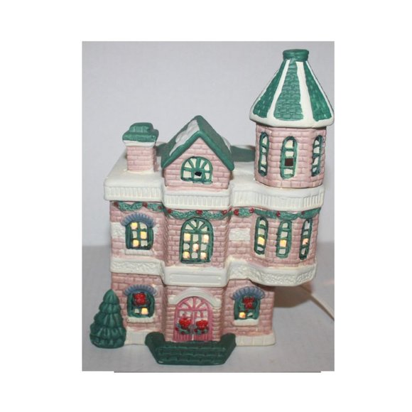 Vintage Porcelain Electric Lighted Christmas Village House - Picture 3 of 7